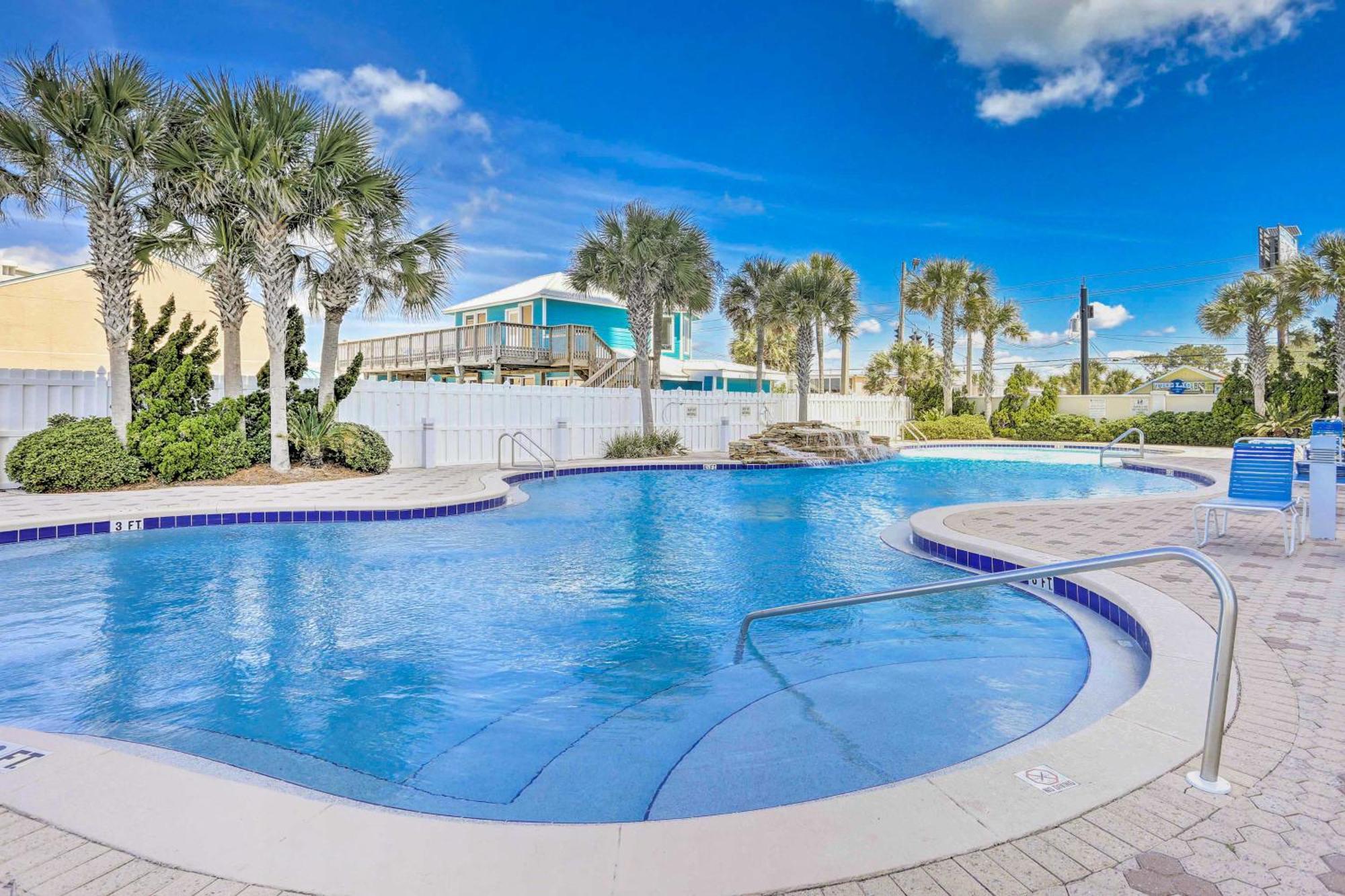 Beachfront Panama With Outdoor Pool *