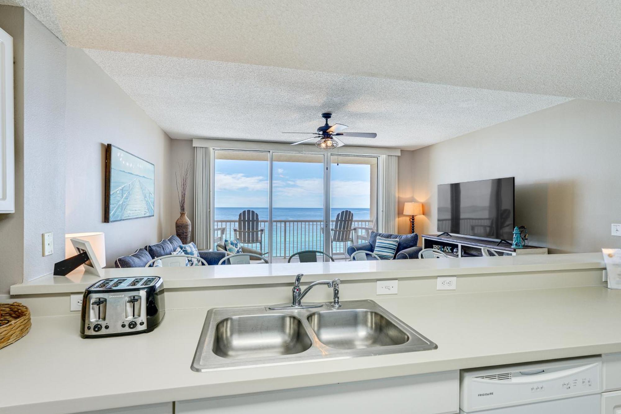 Beachfront Panama With Outdoor Pool Apartment *