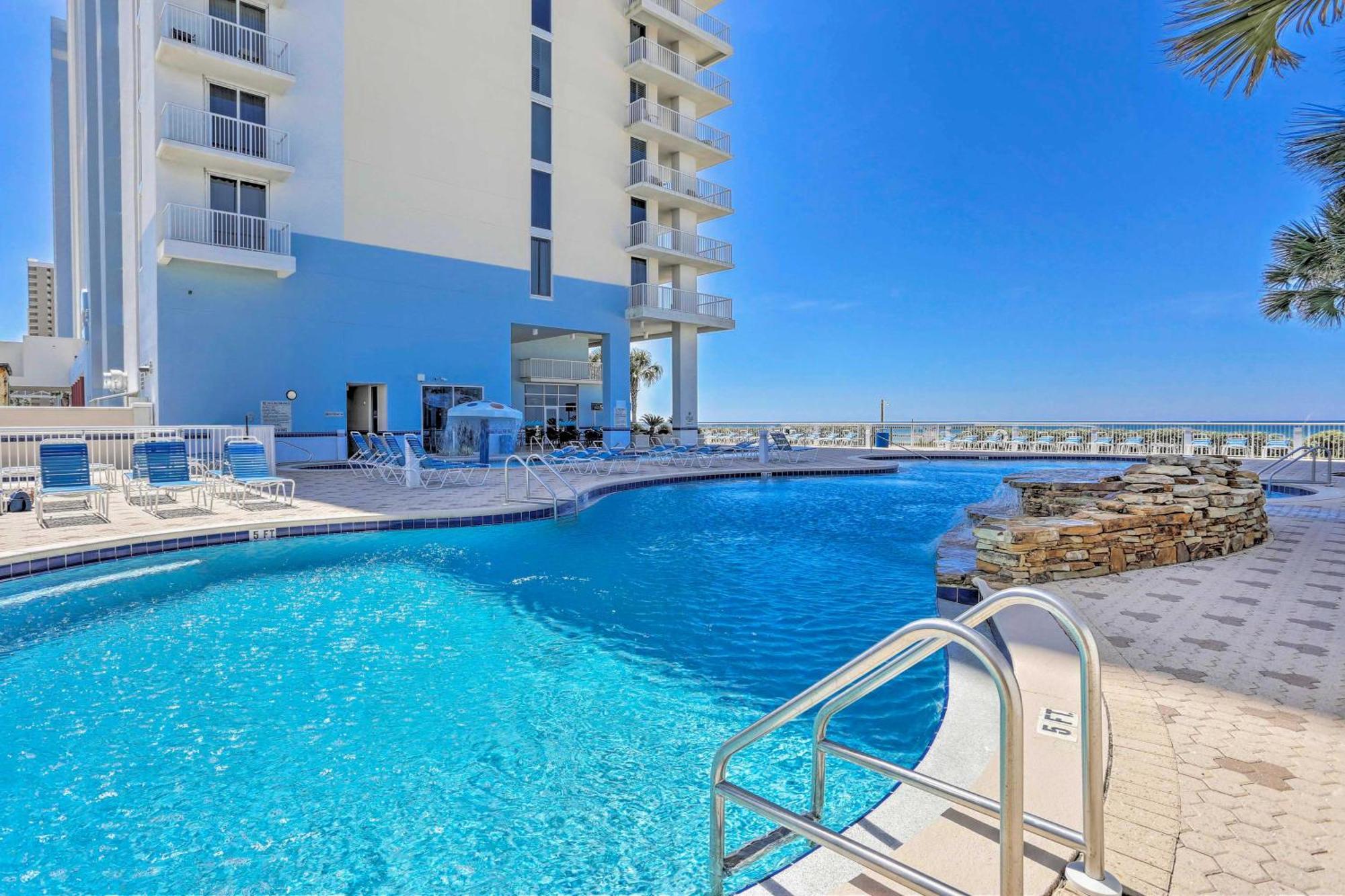 Apartment Beachfront Panama With Outdoor Pool